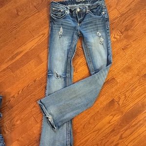 Amethyst jeans low rise boot cut size 5